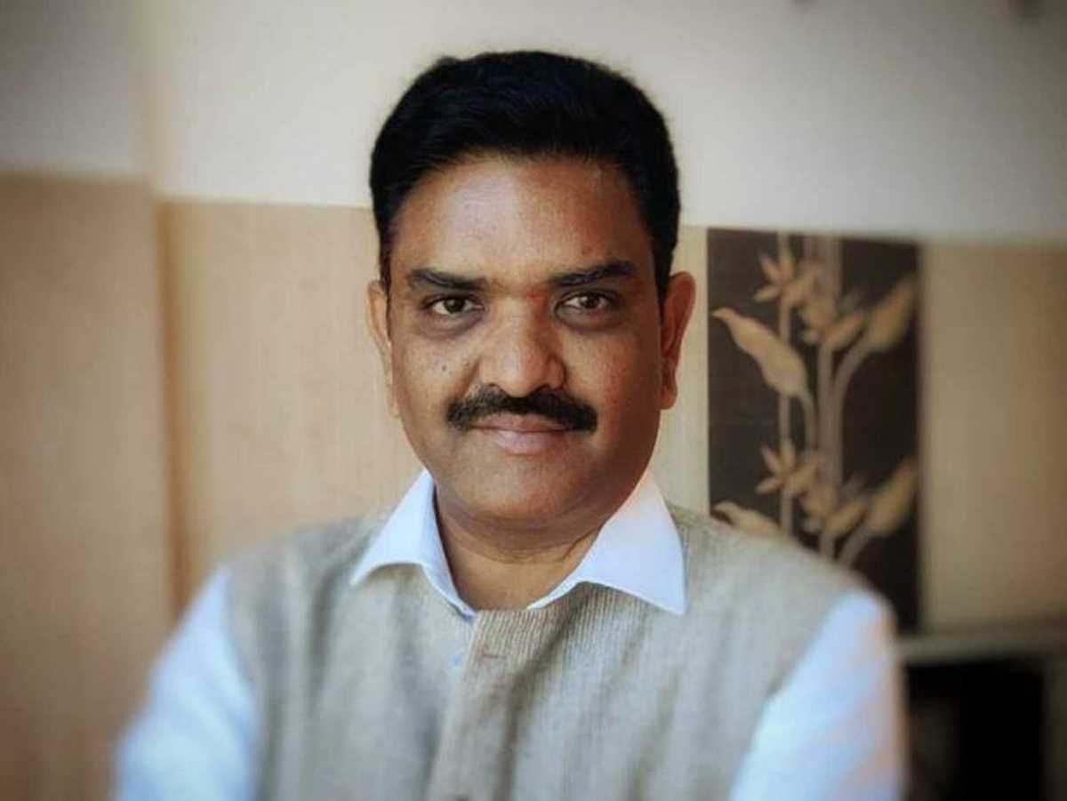 परीक्षार्थियों को इंटरव्यू के लिए असीम अरुण ने दिए टिप्स